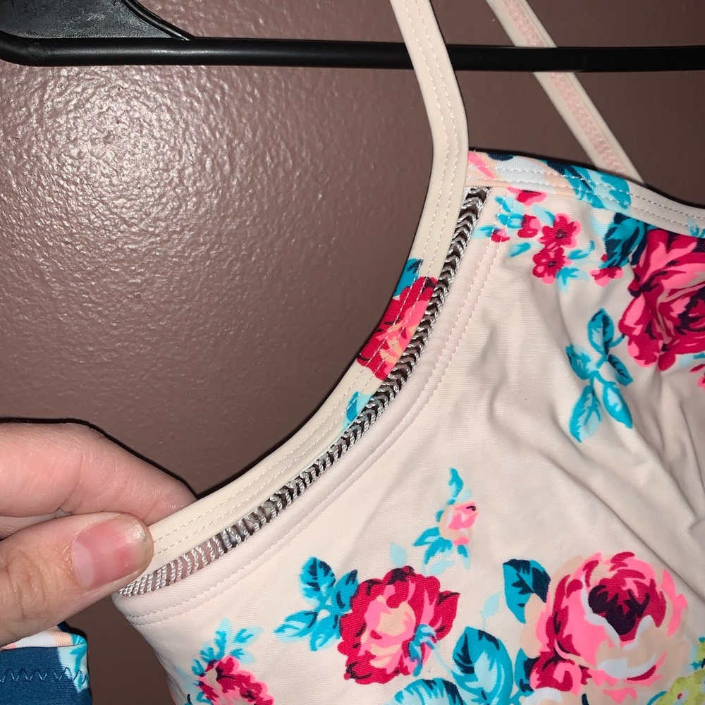 SEASELFIE Swim Suit - Picture 6 of 7